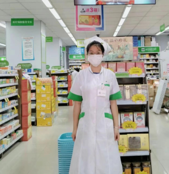 用汗水和智慧为自己铺就选择和机会！